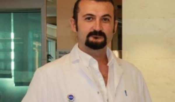 Op. Dr. Mehmet Uzuner
